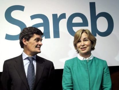 Jaime Echegoyen, presidente de la Sareb, y Bel&eacute;n Romana, expresidenta. 