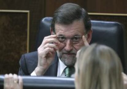 El presidente del Gobierno, Mariano Rajoy, durante el pleno del Congreso celebrado el 27 de febrero de 2013.