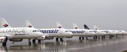 Aviones de Spanair en el aeropuerto de El Prat de Barcelona.