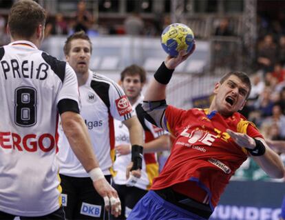 Julen Akizu, durante el partido ante Alemania.