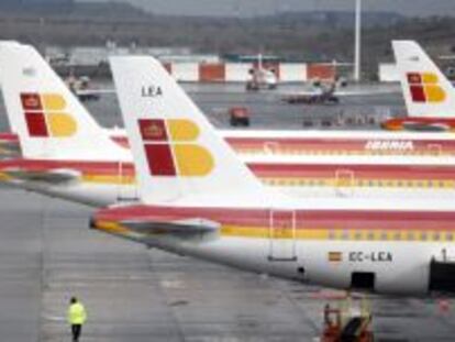 El transporte a&eacute;reo fue utilizado por 2,46 millones de pasajeros para sus desplazamientos por Espa&ntilde;a. REUTERS/Sergio Perez.  