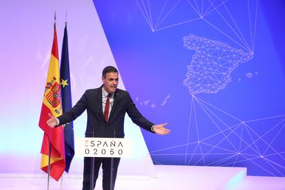 El presidente del Gobierno, Pedro Sánchez, presenta el proyecto España 2050 en Madrid este 20 de mayo.