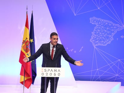 El presidente del Gobierno, Pedro Sánchez, presenta el proyecto España 2050 en Madrid este 20 de mayo.