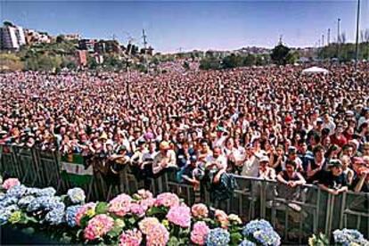 Alrededor de 500.000 personas se congregaron ayer en Can Zam.