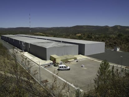 Celdas donde se almacenan los residuos nucleares en El Cabril.