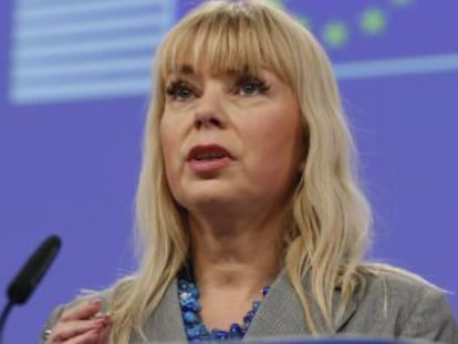 La comisaria europea de Mercado Interior, Elzbieta Bienkowska, ser&aacute; la encargada de defender el proyecto. 