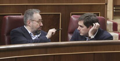 Juan Carlos Girauta y Albert Rivera, la pasada semana en el Congreso.