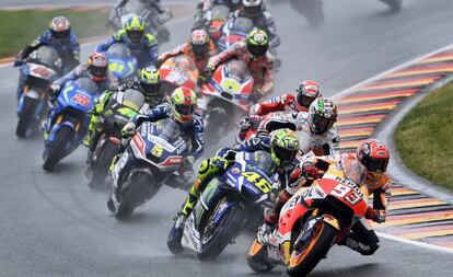 Marc Marquez (93) lidera la carrera en Sachsenring.