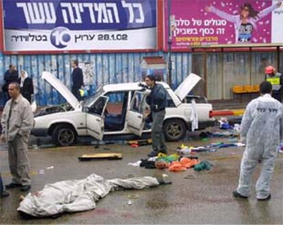 Imagen del lugar del atentado donde un terrorista ha resultado abatido por la policía israelí