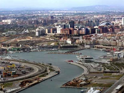 Una vista aérea del Puerto de Valencia.