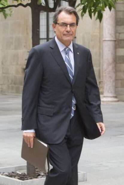 El presidente de la Generalitat, Artur Mas, a su llegada a una reunión del Ejecutivo en el Palau de la Generalitat.