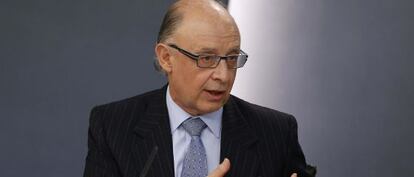 El ministro de Hacienda, Cristóbal Montoro, durante el Consejo de Ministros.