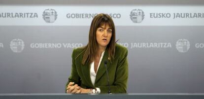 La portavoz del Gobierno, Idoia Mendia, en la rueda de prensa tras la reunión del Gabinete.