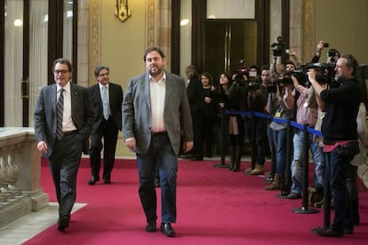 Artur Mas i Oriol Junqueras es reuneixen al Parlament.