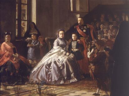 Eugenia de Montijo, su hijo y el emperador Napoleón III, en un cuadro de Victor Pluyette.