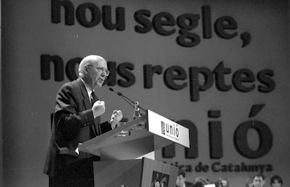 Joan Rigol, presidente del Parlamento de Cataluña, durante un congreso del Unió Democràtica de Catalunya, en 1999.