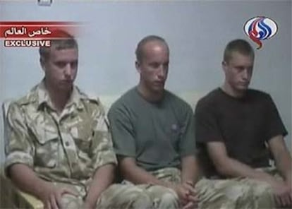 Los militares británicos se encuentran retenidos en un lugar secreto.