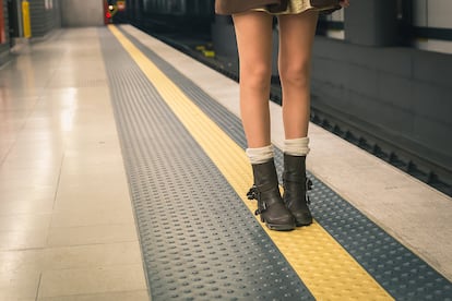 Un caso 'upskirting' en el metro de Madrid ha afectado a 555 mujeres.