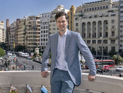 Ethan Kent: “Los turistas no deben dominar las ciudades”