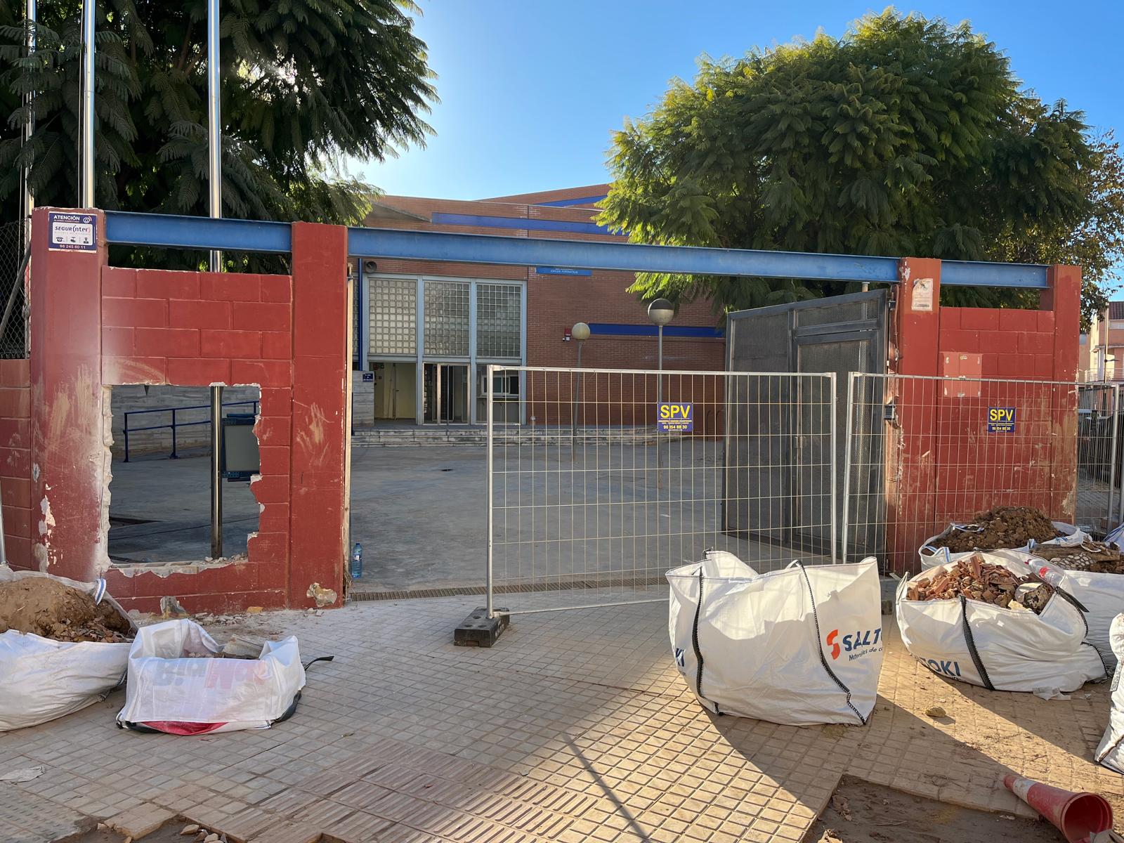 Entrada principal del IES de Alfafar.