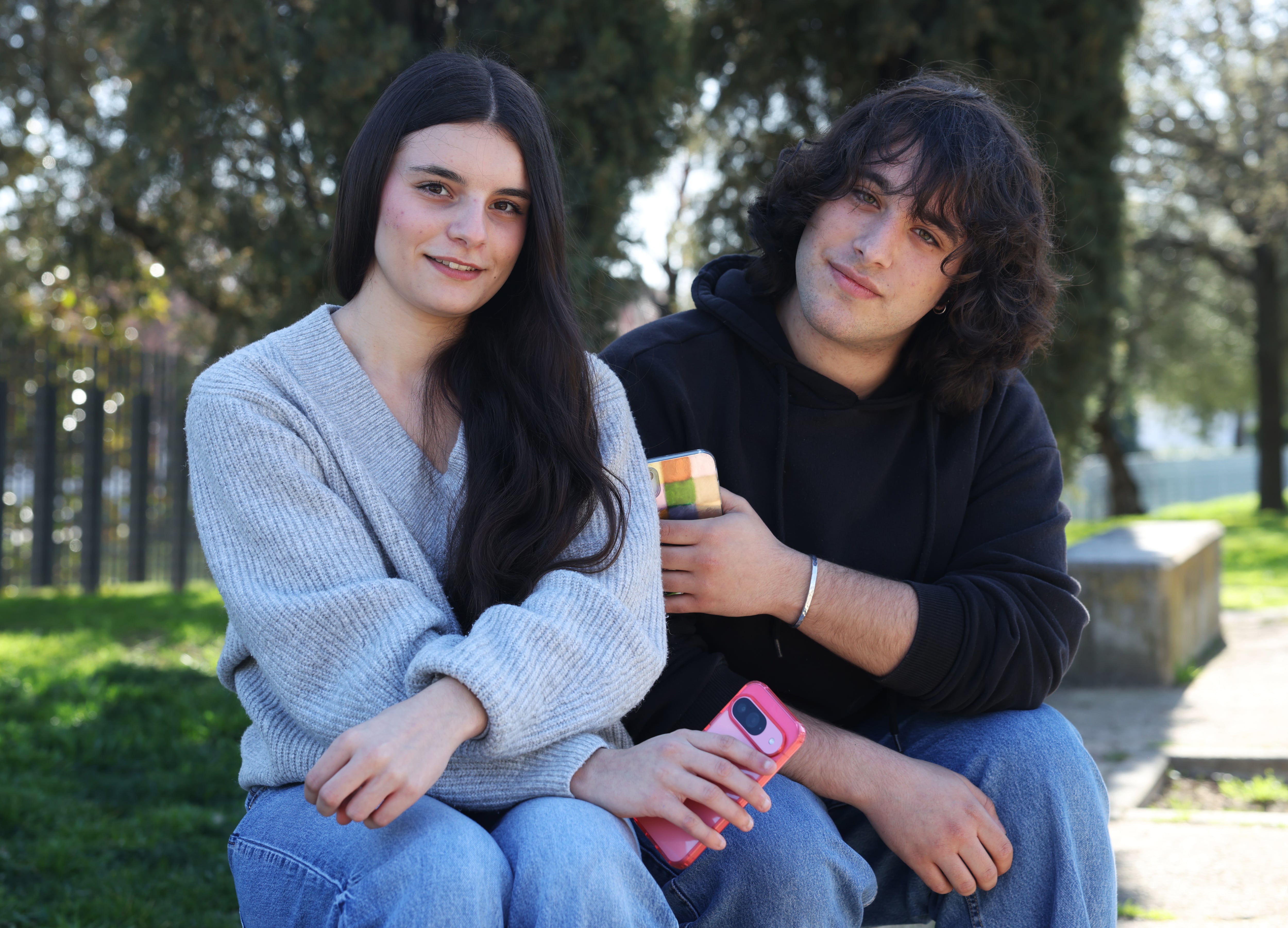 Cuando la generación Z se pone como reto estar ‘offline’: “Menos tiempo en pantalla y más analógico”