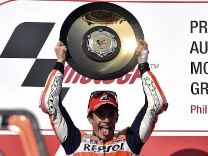 Marc Márquez celebra el triomf a Austràlia.