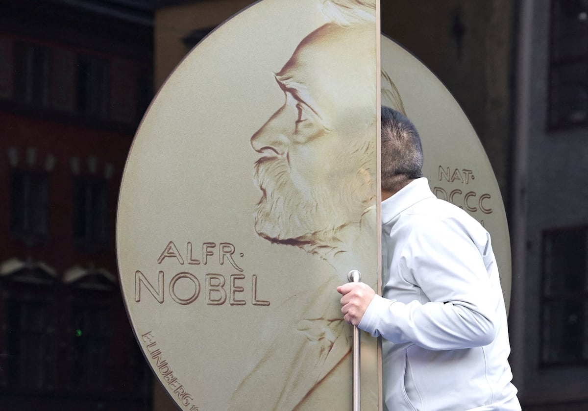 Francis Halzen wins 2026 Nobel Prize in Physics for IceCube design