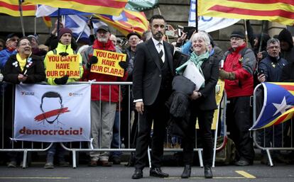 Clara Ponsatí, abans de comparèixer a Edimburg.