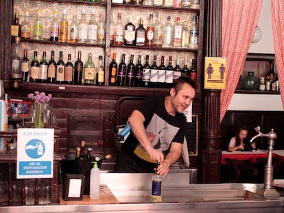 Ángel de Miguel en El Comunista, cuarta generación al frente de este restaurante de Madrid.