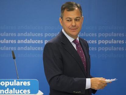 José Luis Sanz durante la conferencia de prensa.