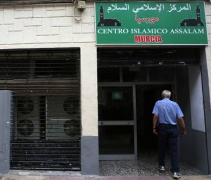 Entrada de la Comunidad Islámica Assalam, en el barrio del Carmen de Murcia.