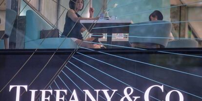 LVMH justifica por qué la pandemia invalida la compra de Tiffany