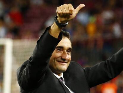 Valverde festeja la Supercopa de 2015 ante el Bar&ccedil;a.
