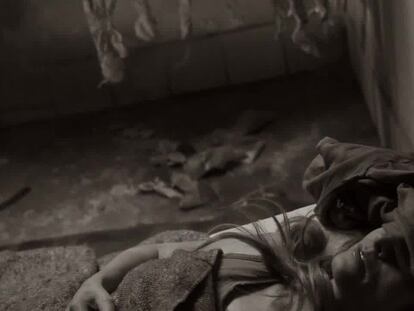 'El último primate' canta en castellano