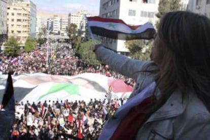 Simpatizantes de Bachar el Asad se manifiestan en Damasco.