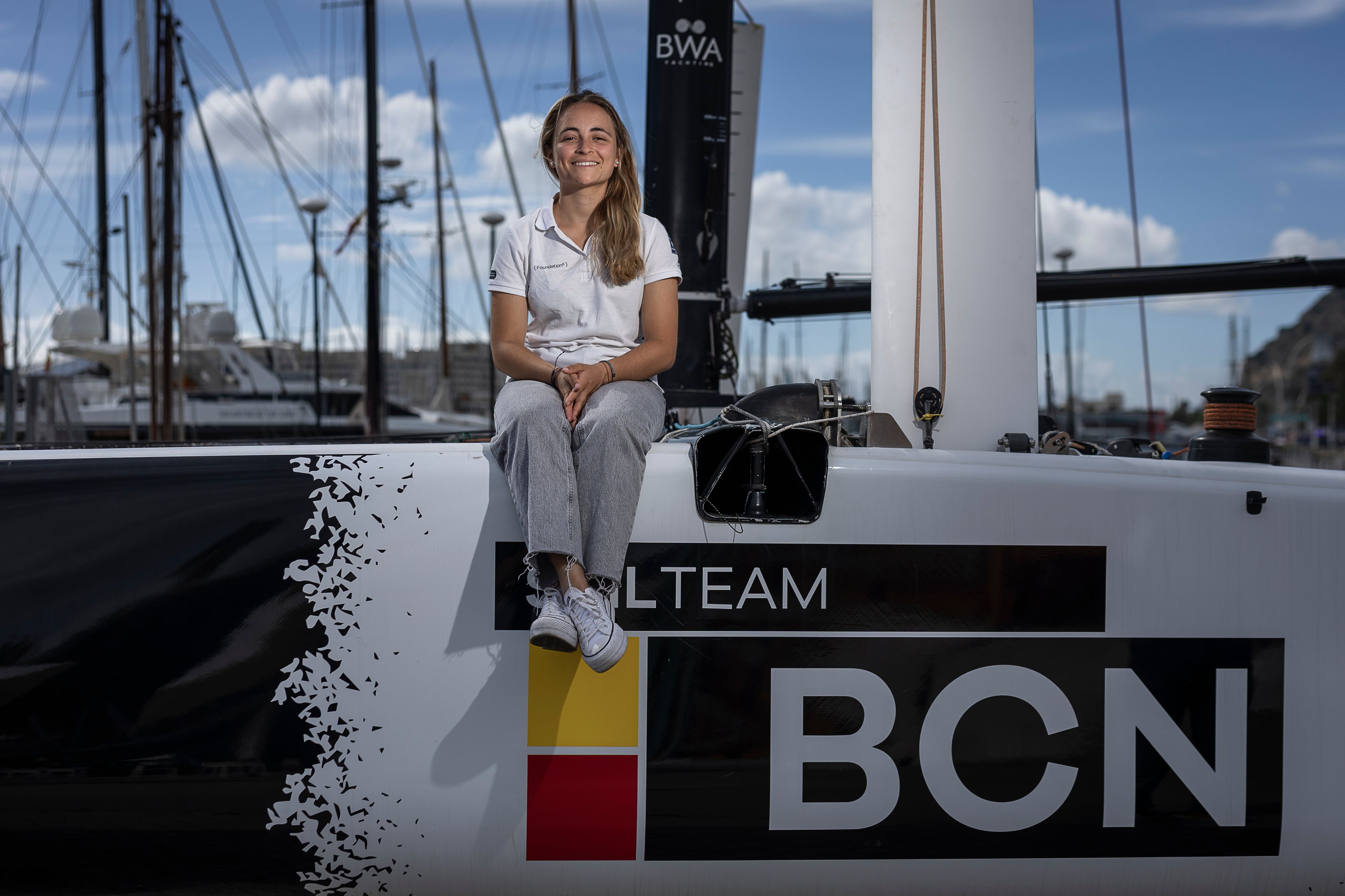 La carrera de obstáculos del Sail Team BCN en la Copa del América femenina: sin barco propio y con bajas de última hora