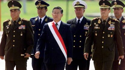 O ex-presidente do Peru Alberto Fujimori durante uma cerim&ocirc;nia militar em Lima