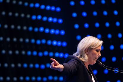 Marine Le Pen, l&iacute;der del Frente Nacional, durante una intervenci&oacute;n reciente en una reuni&oacute;n de partidos de extrema derecha.