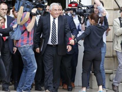 Dominique Strauss-Kahn tras una comparecencia ante el juez.
