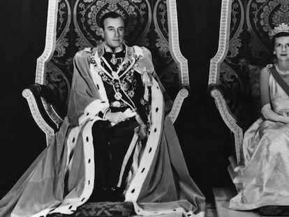 Lord y Lady Mountbatten, últimos virreyes de la India, retratados en 1948 justo antes de dejar el país.