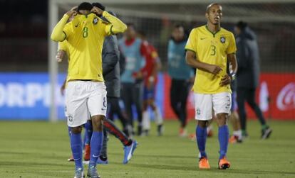 Elias e Miranda ap&oacute;s o jogo.