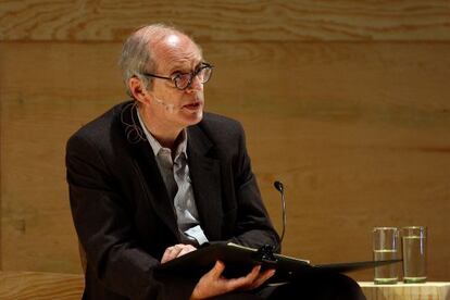 Eliot Weinberger converteix, amb el seu estil, l’assaig en un objecte d’art.