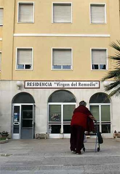 La residencia Virgen del Remedio, ayer.