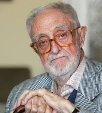El escritor y economista, José Luis Sampedro.