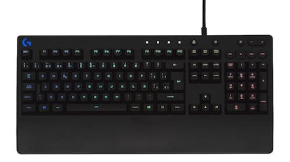 Entre los mejores teclados gaming 2024 baratos encontramos este modelo Logitech, que tiene iluminación RGB.