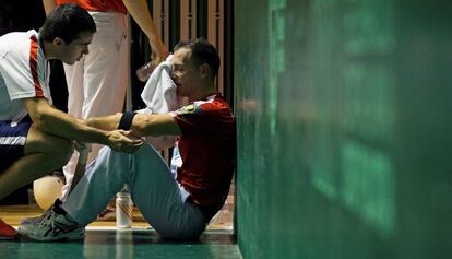 Emiliano Skufca, enfonsat, després de perdre la final.