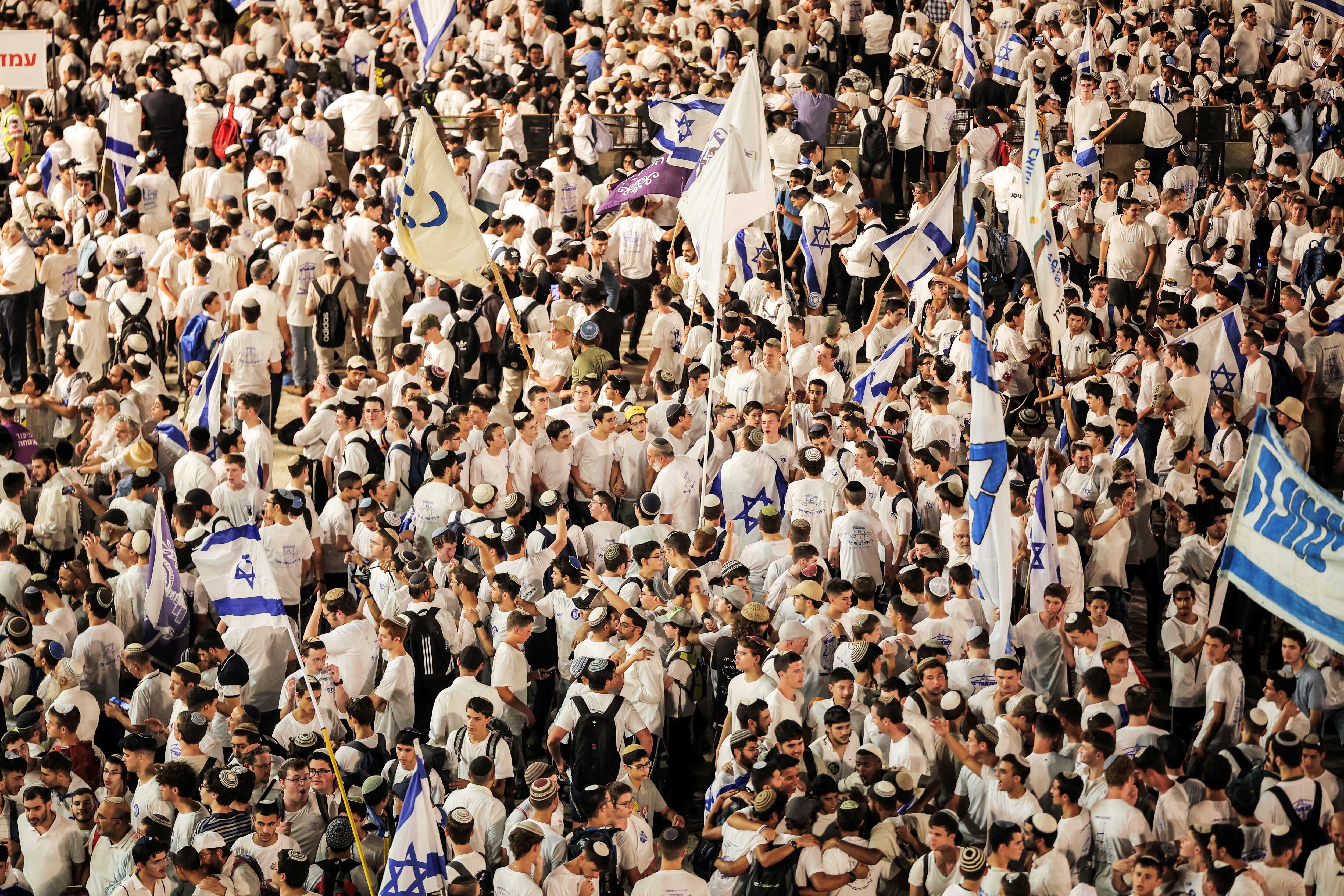 Ultranacionalistas israelíes participan en la marcha con motivio del Día de Jerusalén. 