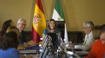 Susana D&iacute;az preside la reuni&oacute;n del Consejo de Gobierno de este martes.