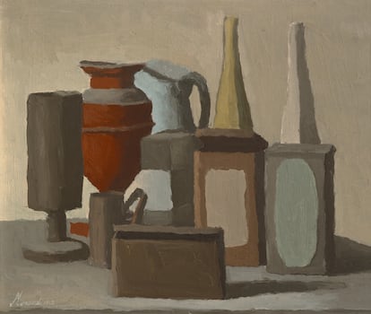 Giorgio Morandi, 'Natura morta [Naturaleza muerta]', 1942.