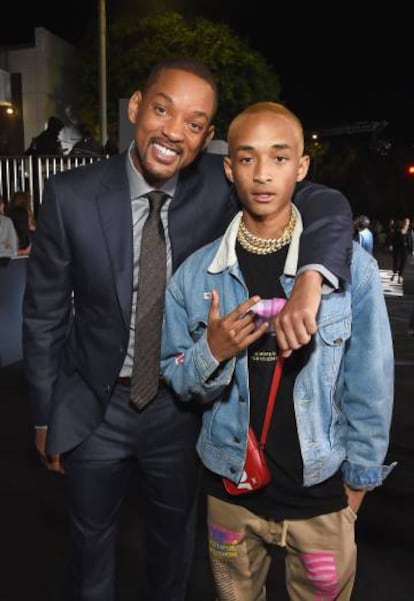 Jaden Smith, hijo del actor Will Smith, aún recuerda cuando su padre le aconsejó que se dejara de novias a los 15 años.